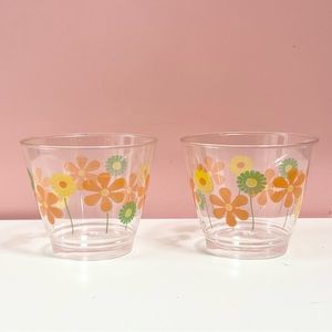 Vintage retro 70s floral flower power set of funky plastic cups